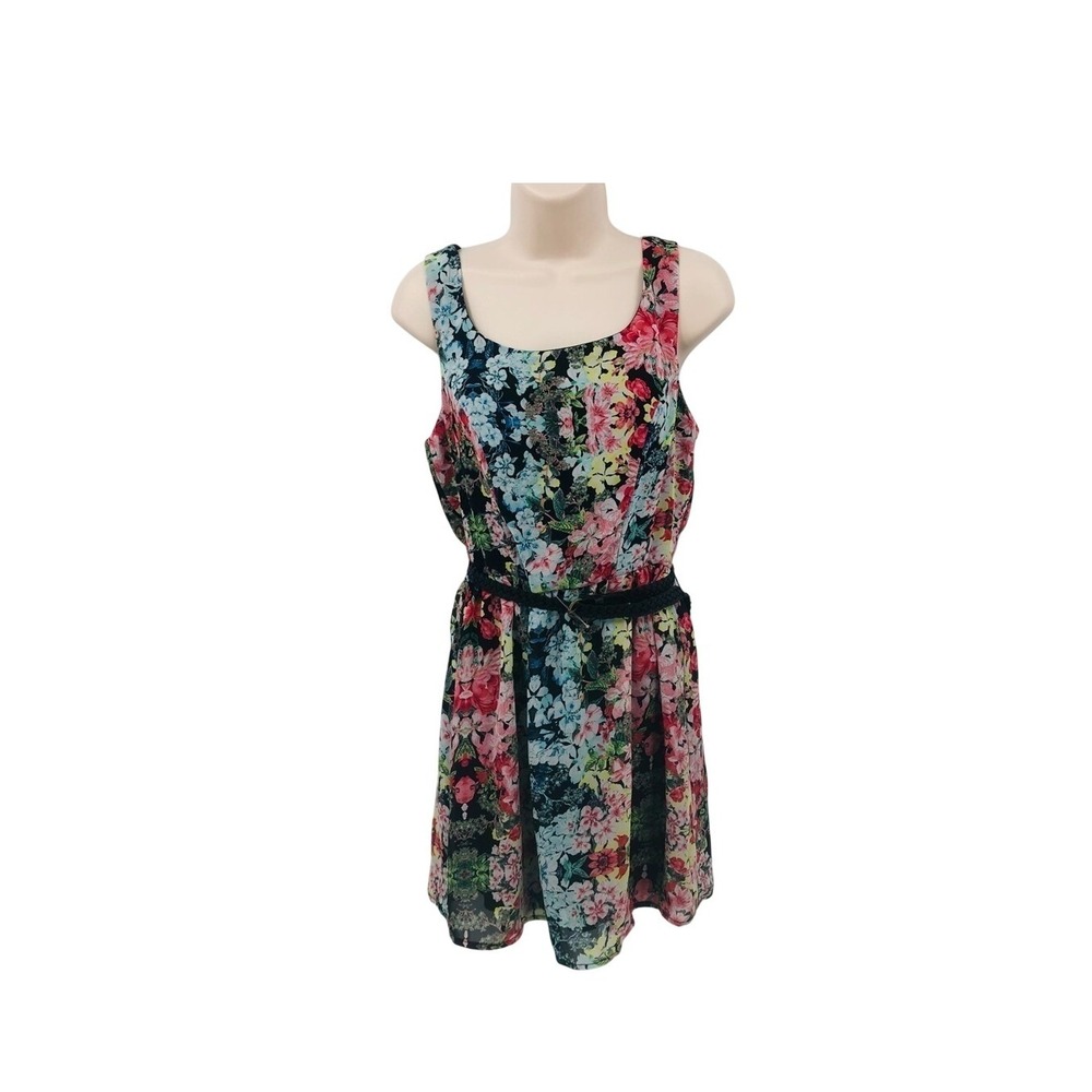 Speechless Juniors floral dress with belt size 5